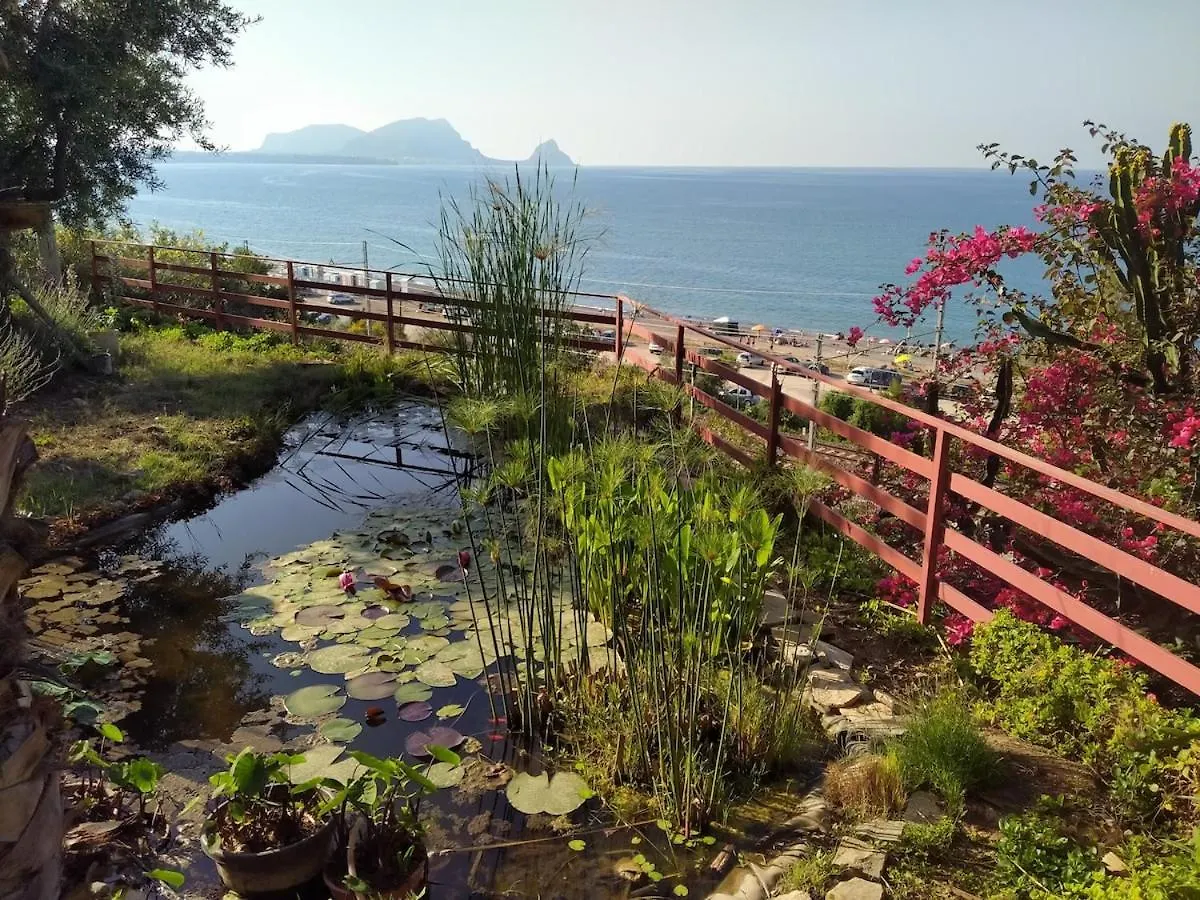 La Pergola Sul Mare Apartment Mandra Capreria