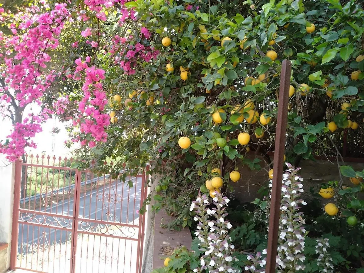 Mandra CapreriaLa Pergola Sul Mare公寓 0*, Mandra Capreria 意大利